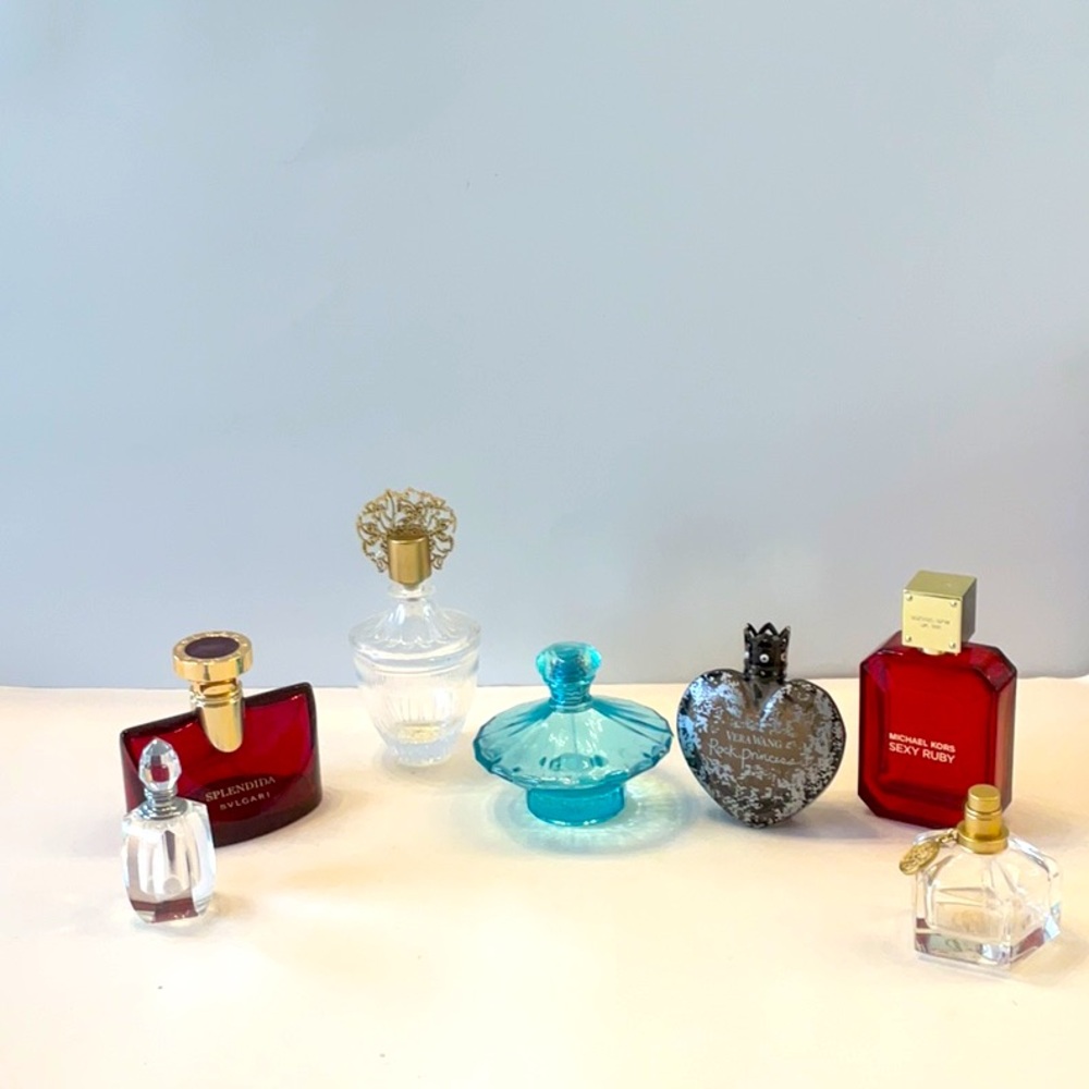 Decorative elegant, 7 Designer Perfume bottles,(Empty),crystal,Bulgari,Vera Wang